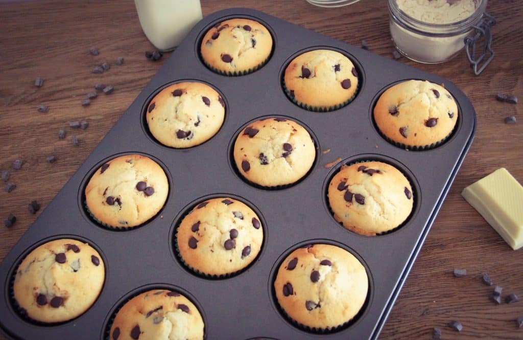 Weiße Schokolade Muffins mit Schokodrops - Cooking is love